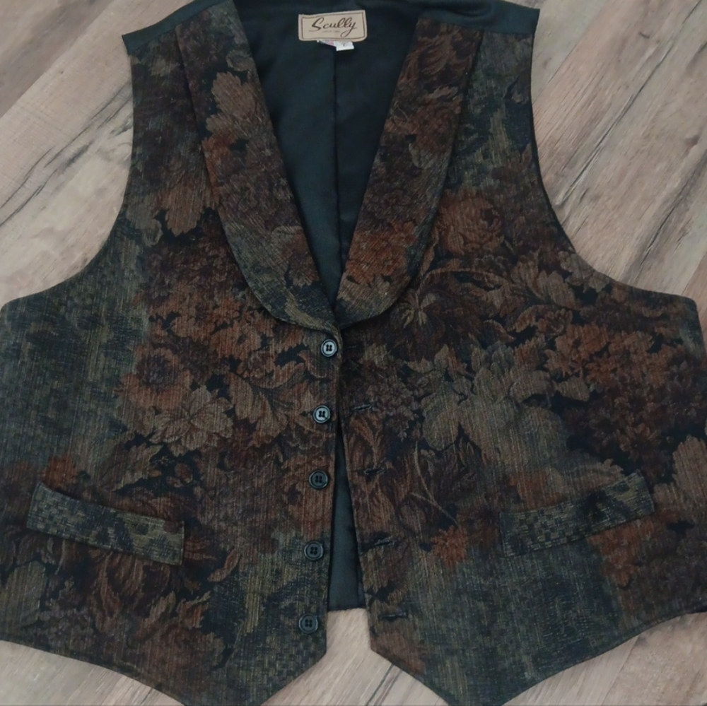 Floral Patterned Vest